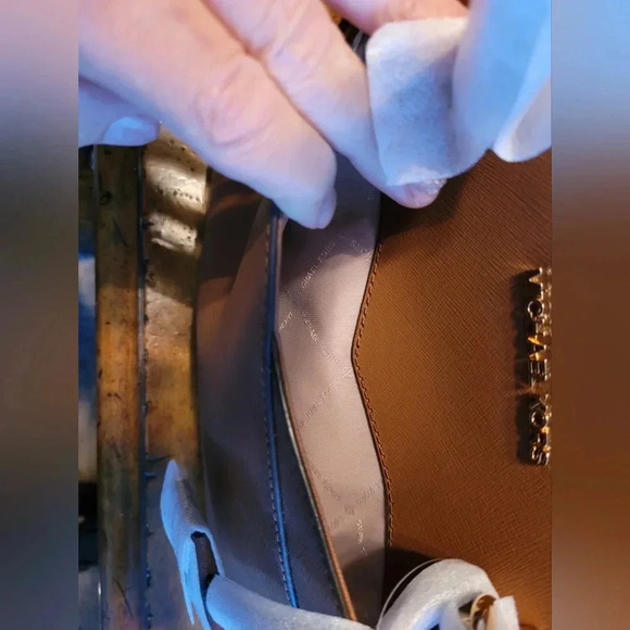 Michael Kors Dome style NWT - Picture 6 of 14